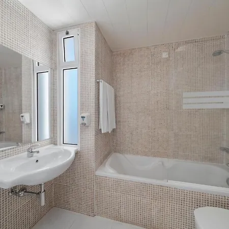 Estudio Vista Mar Triplo * Funchal (Madeira)